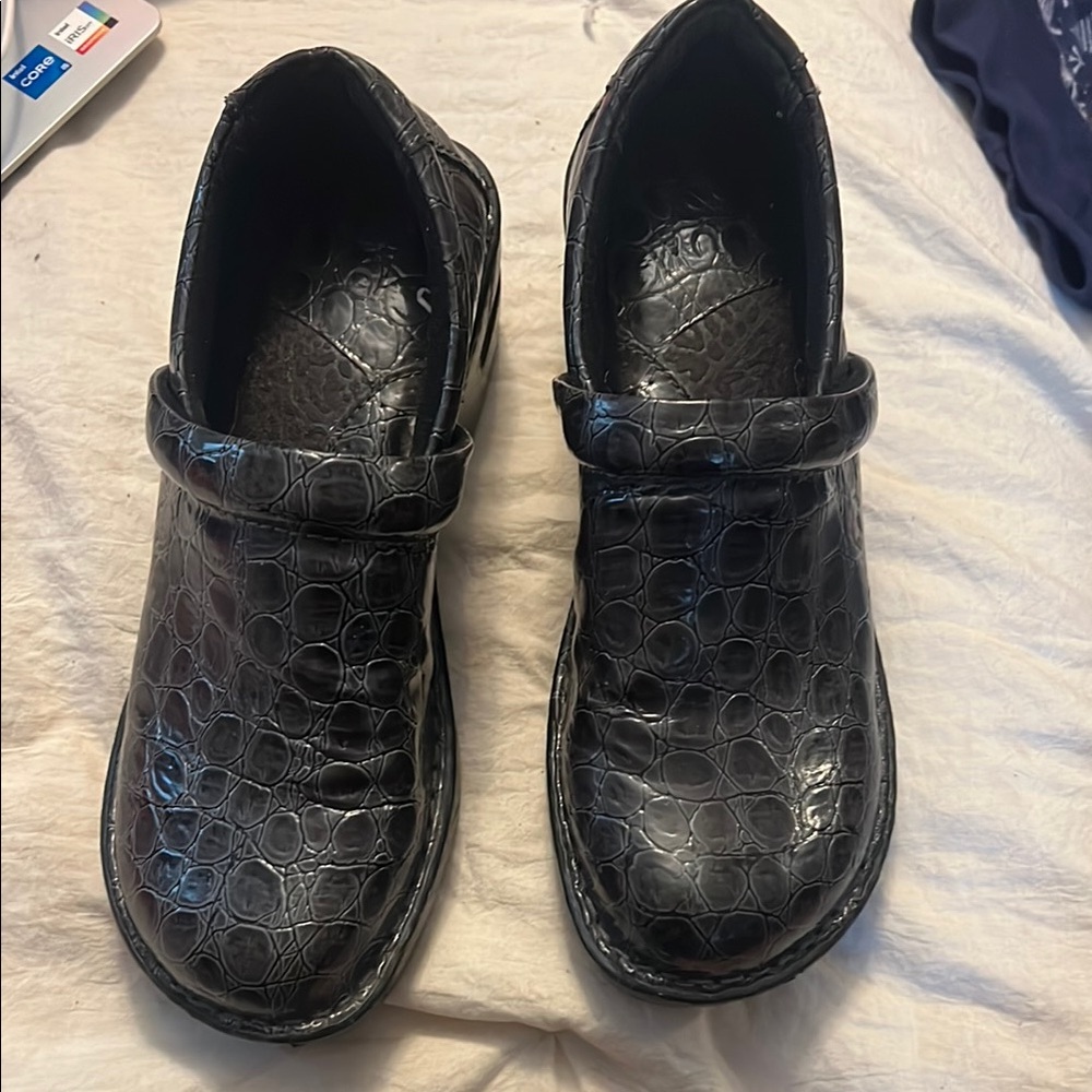 boc Black Croc-Embossed Mules